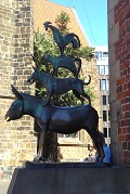 Esel, Hund, Katze, Hahn
